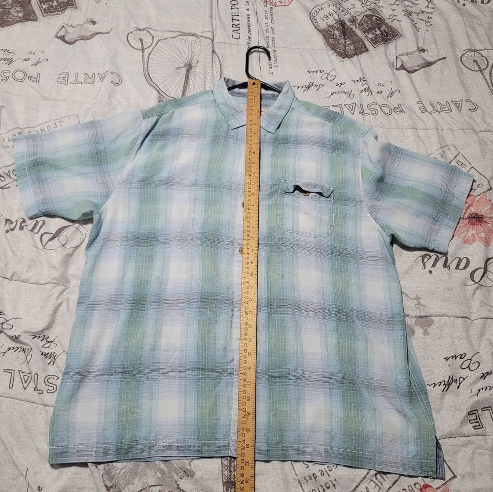 Tommy Bahama blue/ green men size XL short sleeve button up